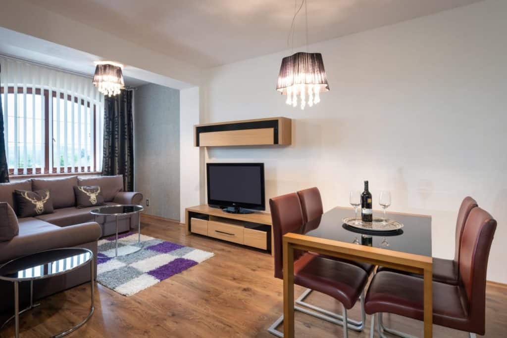 Prenájom 2 izbového apartmánu vo Veľkej Lomnici