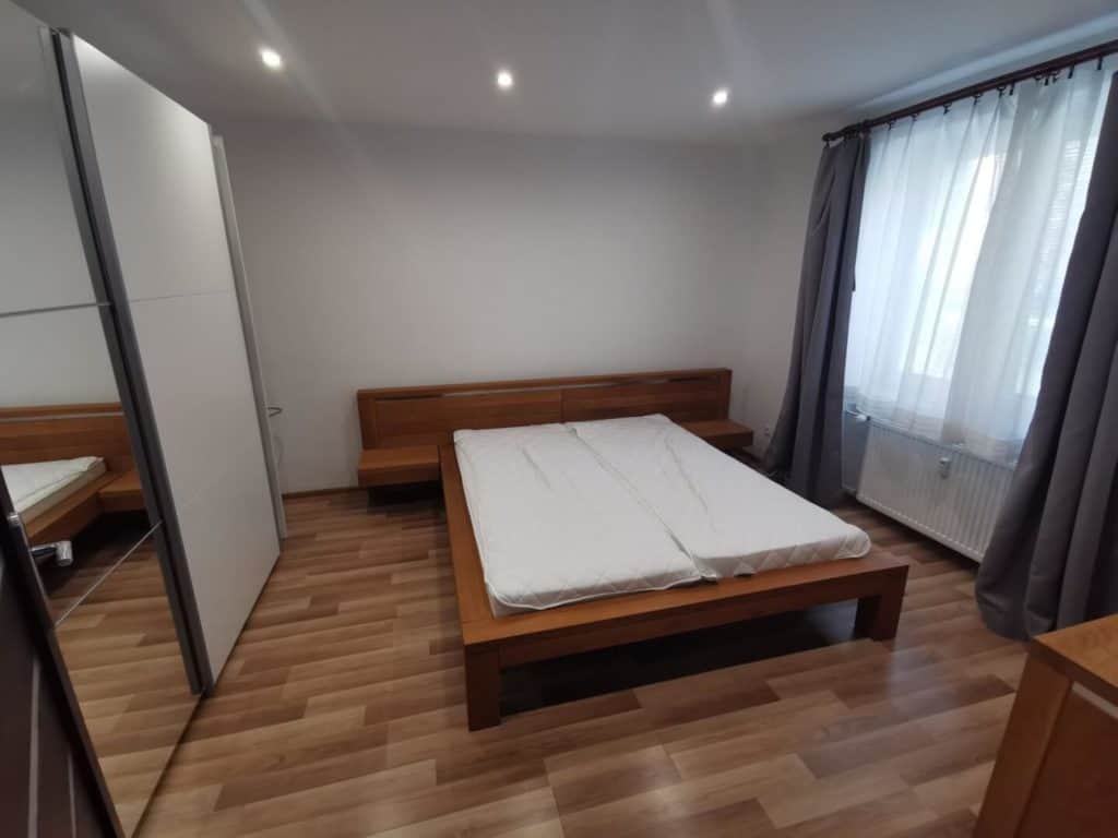 Prenájom lukratívneho 2-izbového bytu v centre Popradu