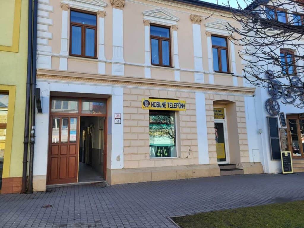 Prenájom obchodného priestoru na námestí v Poprade