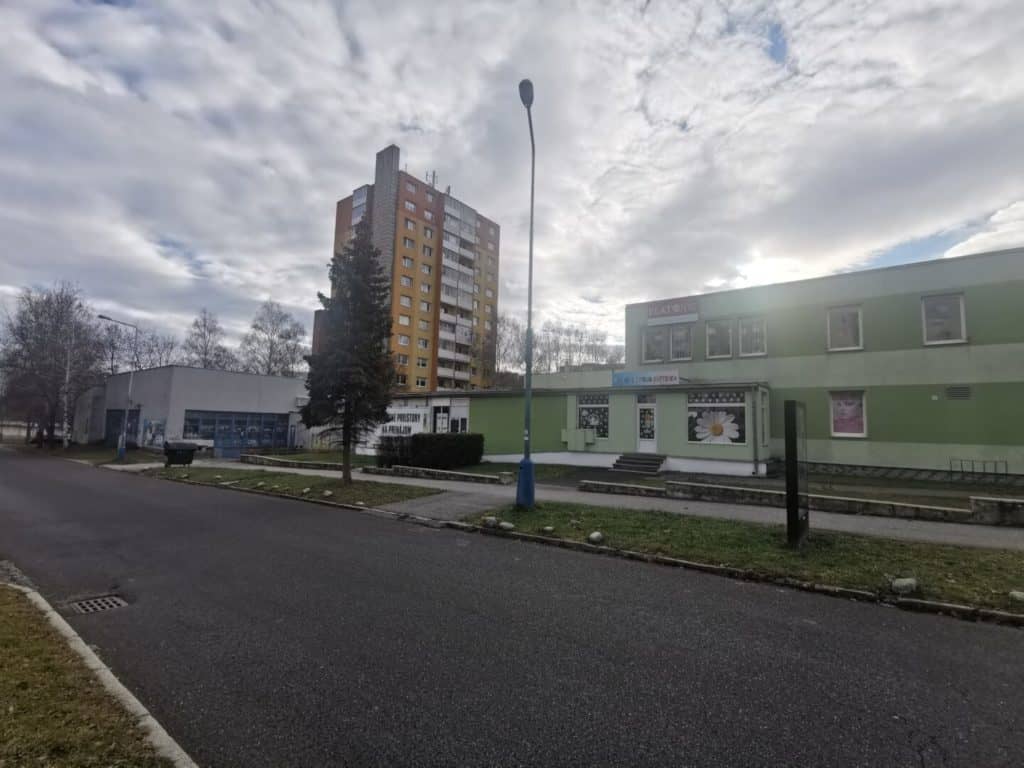 Prenájom veľkého obchodného priestoru na sídlisku Juh v Poprade