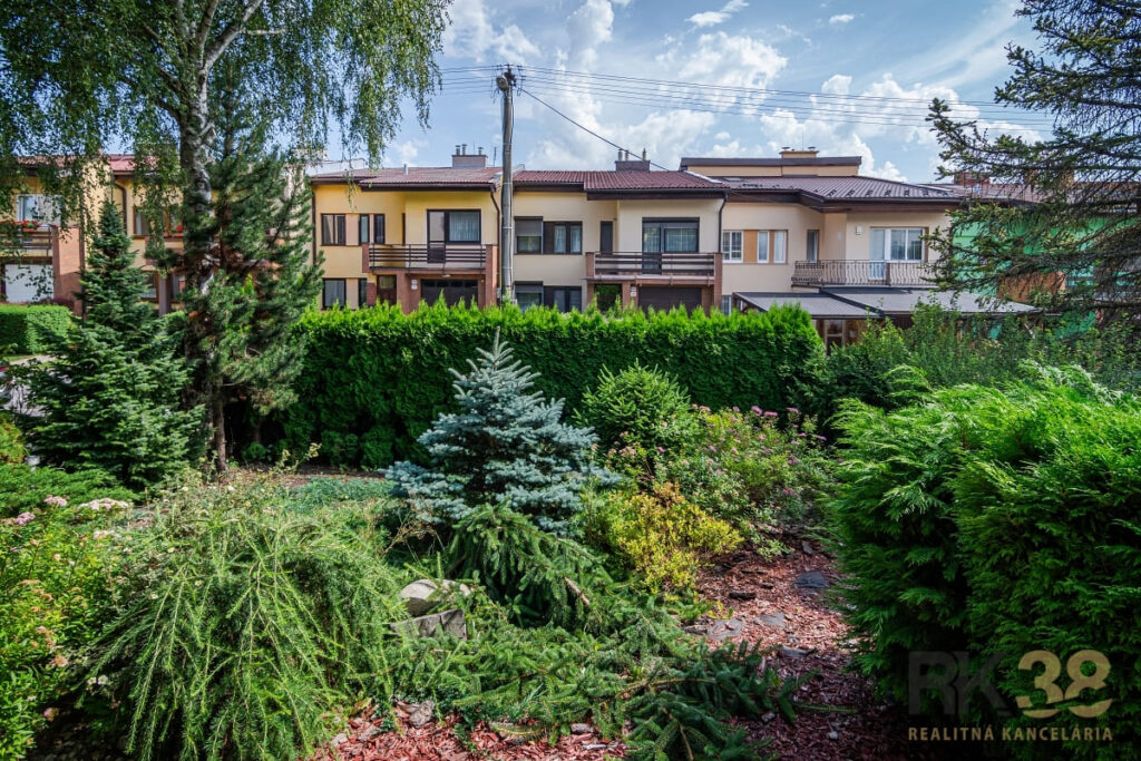 Reality Poprad - Realitná kancelária - Predaj dom Poprad RK38 13
