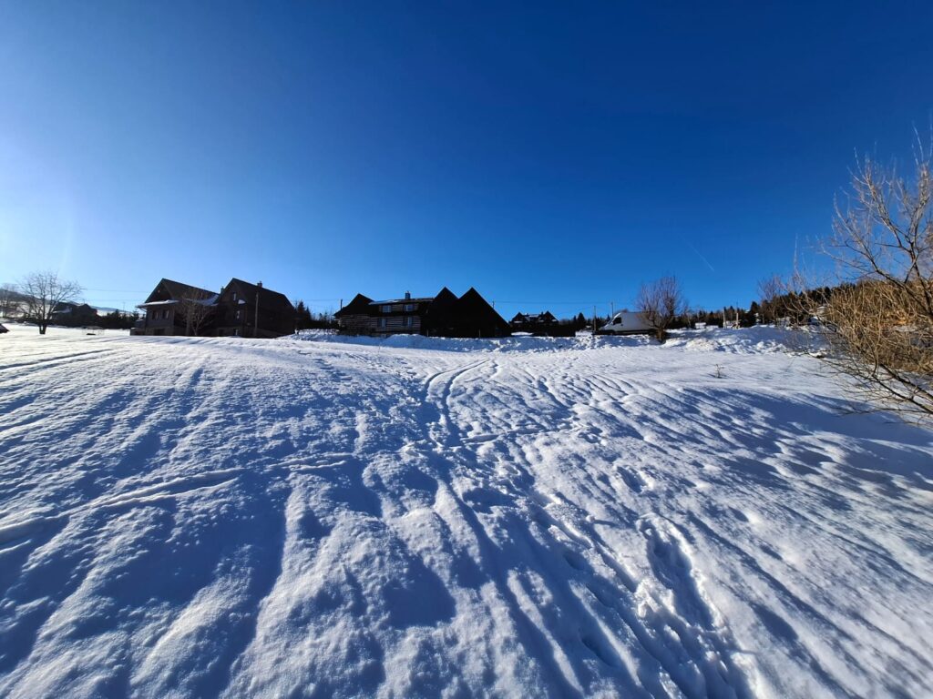 Investičný pozemok pri Ski Bachledka (600 m): riešený prístup a siete v dosahu