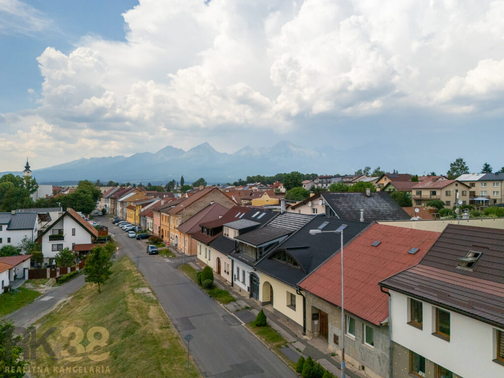 Výnimočný rodinný dom s investičným potenciálom – Poprad, Veľká