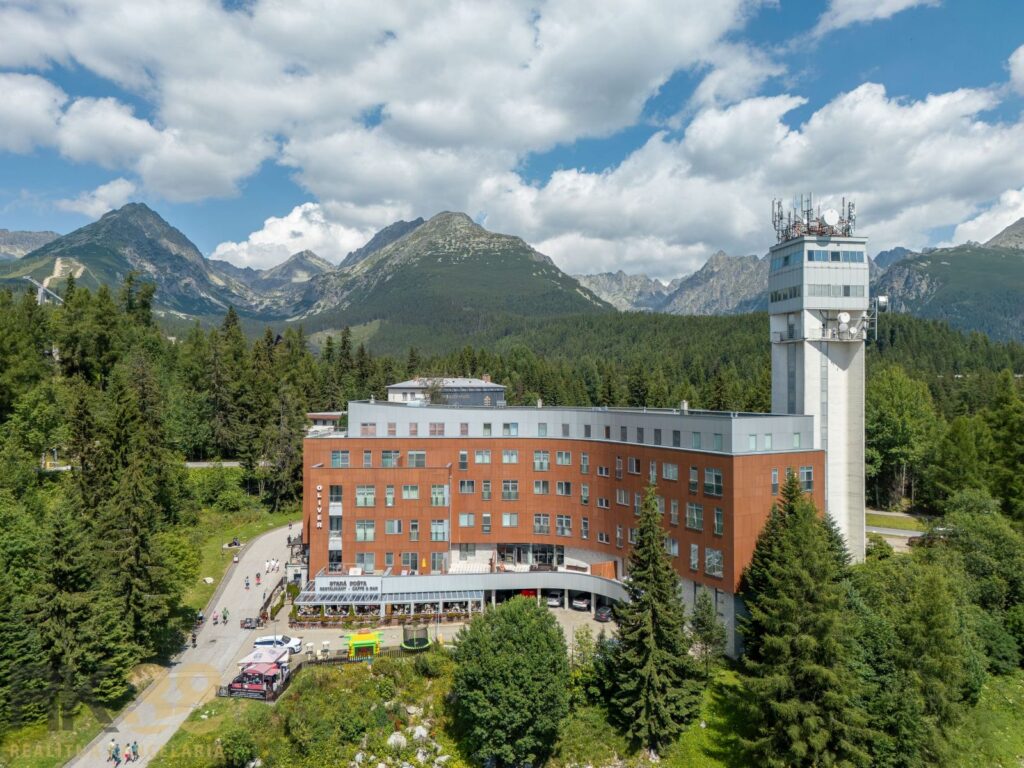 Jeden z najlepšie položených apartmánov na Slovensku -  Štrbské pleso bytový dom Oliver 