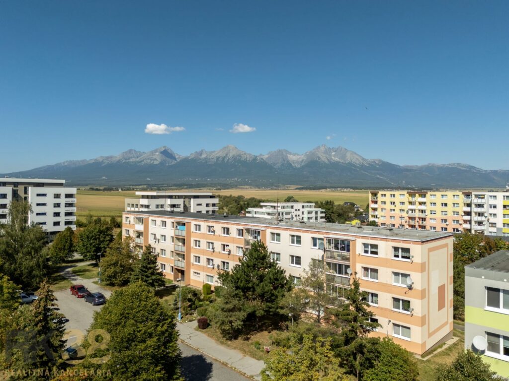 Slnečný 3-izbový byt s výhľadom na Vysoké Tatry